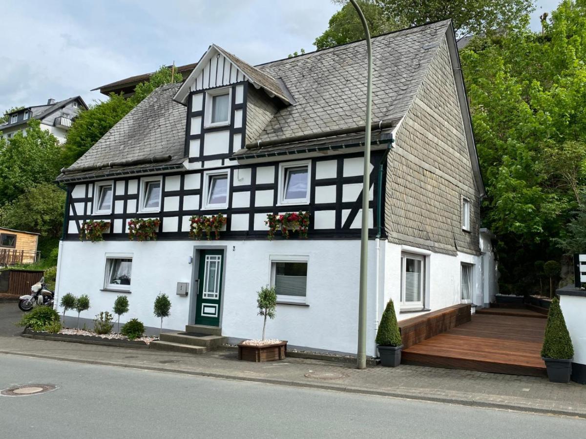 Ferienhaus Sauerland-Traeume Schmallenberg Luaran gambar
